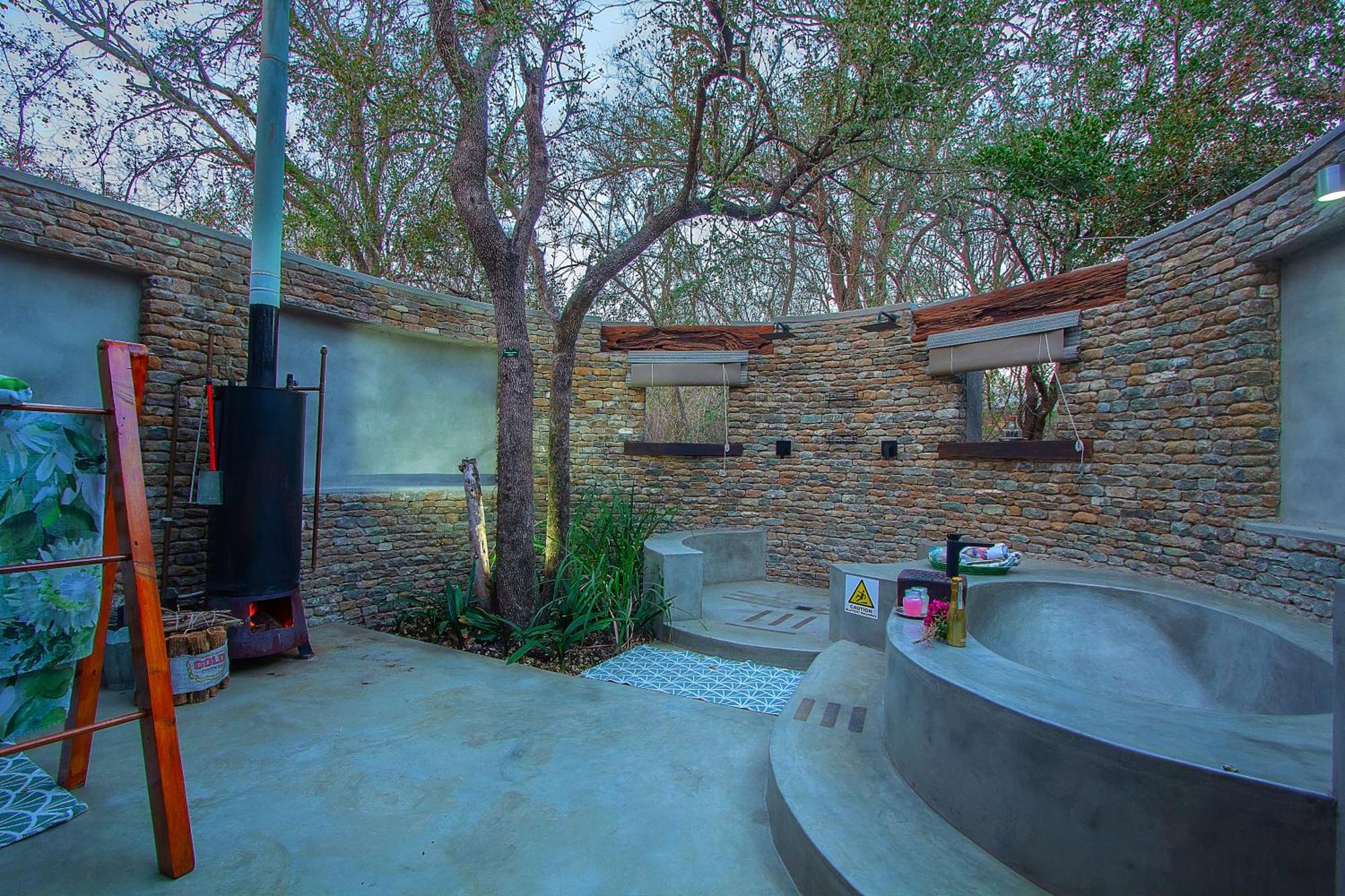 Lazy@kruger Holiday home *